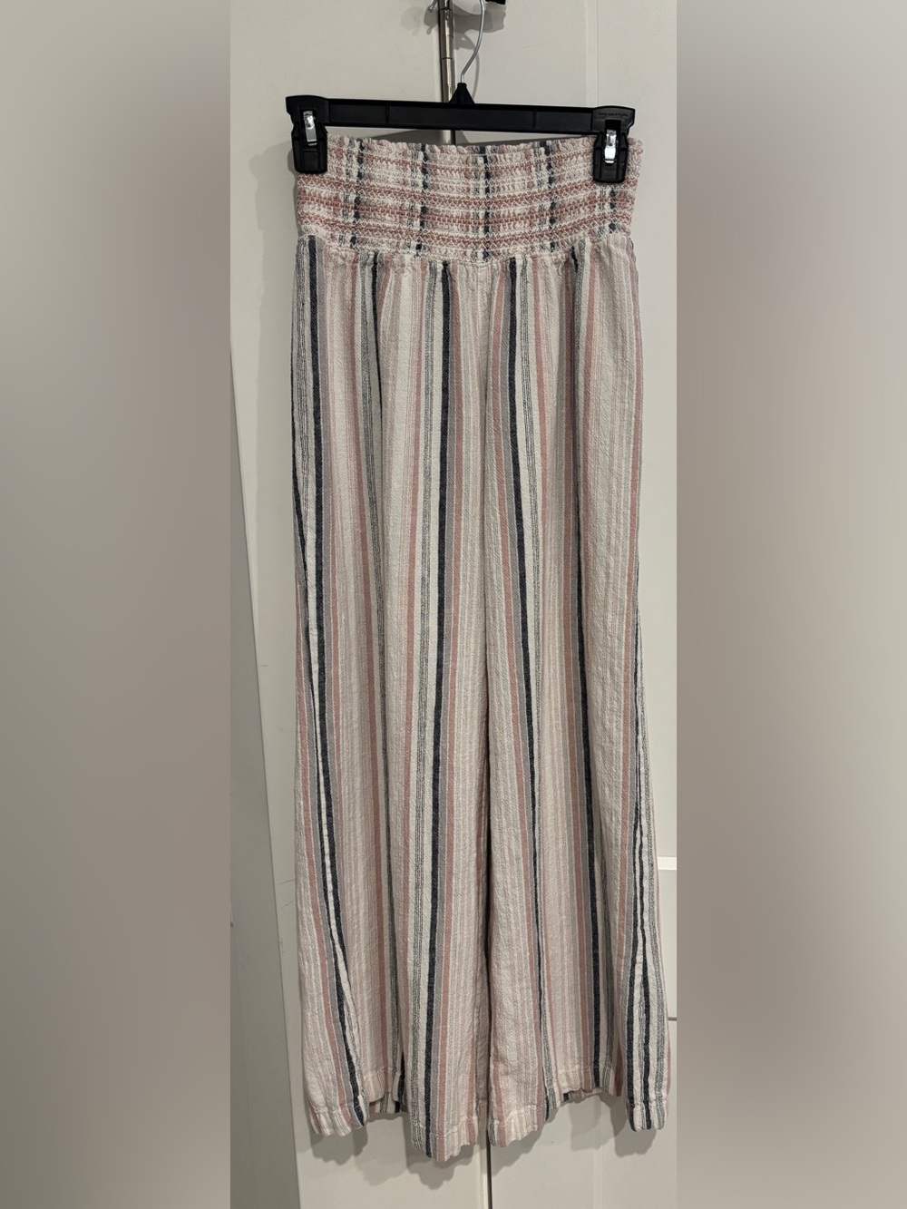 Rewash Striped Smocked Waist Wide-Leg Linen Blend Pants. Size M